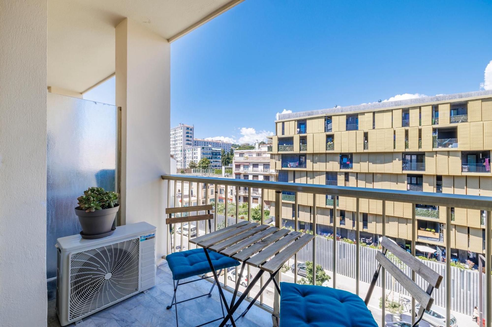 Elegant Studio Avec Terrasse Proche Mer Tramway นีซ ภายนอก รูปภาพ