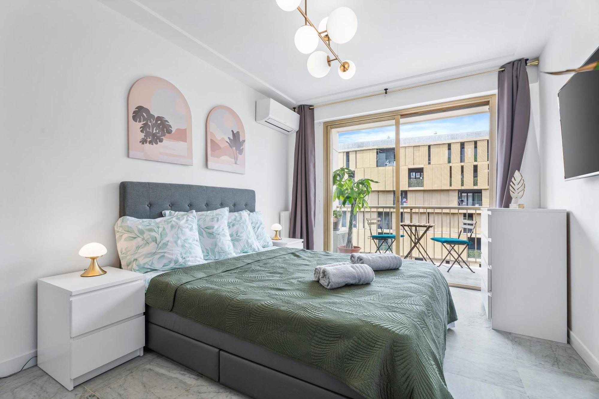 Elegant Studio Avec Terrasse Proche Mer Tramway นีซ ภายนอก รูปภาพ